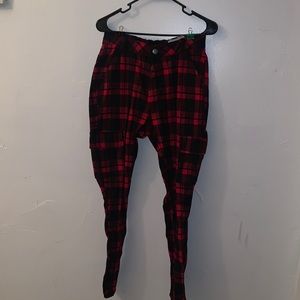 Red and black skinny jeans (jean joggers) from fashion nova. Size Large